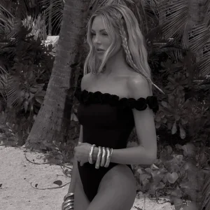 AMORE - Midnight Black Swimsuit<Boutique Bonita Hot