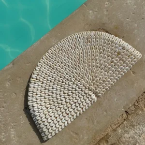 Bonita's Half-moon Shell Clutch<Boutique Bonita Clearance