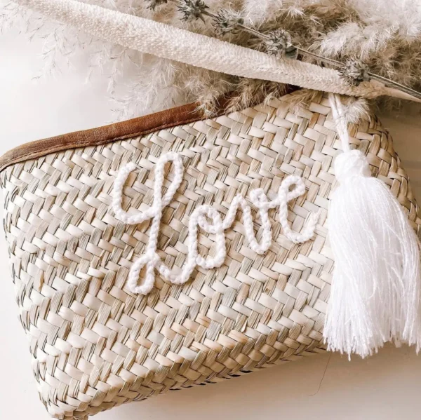 Bonita's Palm Leaf Clutch - Embroidered name<Boutique Bonita Online
