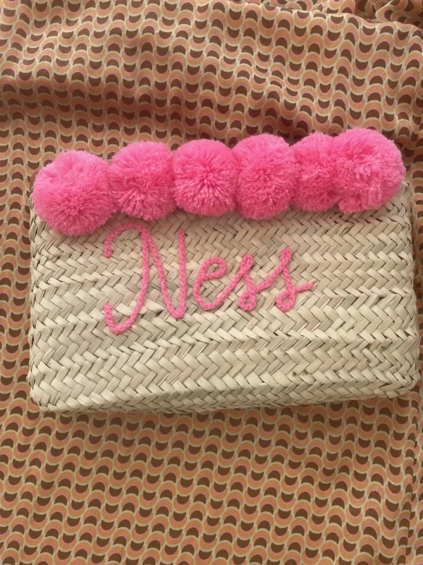 Bonita's Palm Leaf Clutch - Embroidered pom pom<Boutique Bonita Online