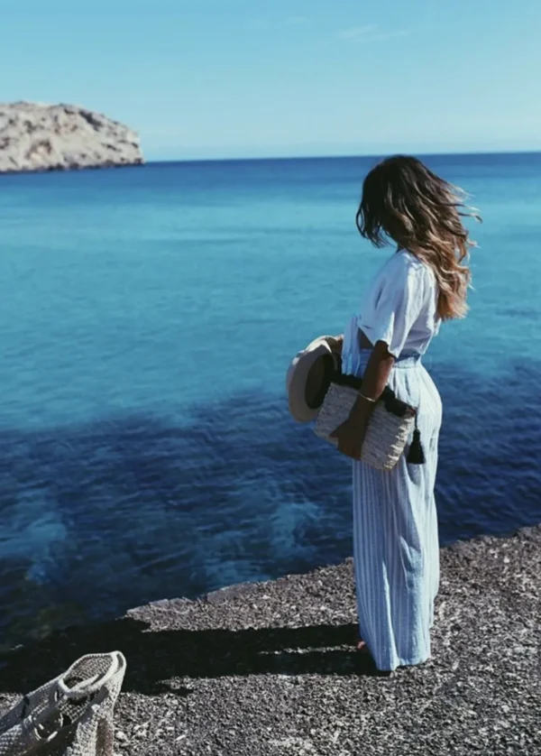 Bonita's Palm Leaf Clutch - Embroidered pom pom<Boutique Bonita Online