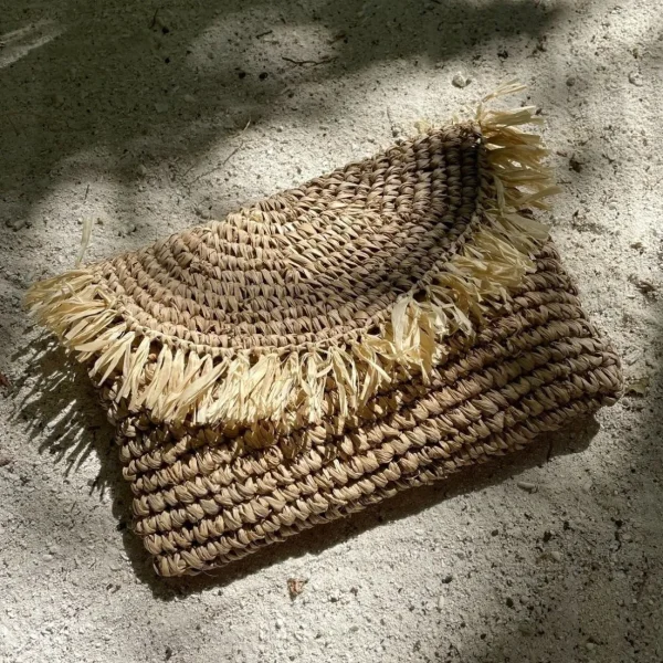 Bonita's Raffia Fringe Beach Clutch<Boutique Bonita Discount