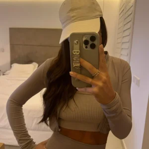 Cream baseball cap - BONITA<Boutique Bonita Discount