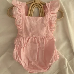 Personalised Pink Ruffle Baby Romper<Boutique Bonita Online