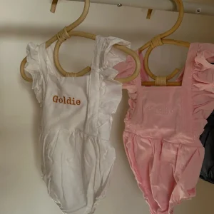 Personalised Pink Ruffle Baby Romper<Boutique Bonita Online