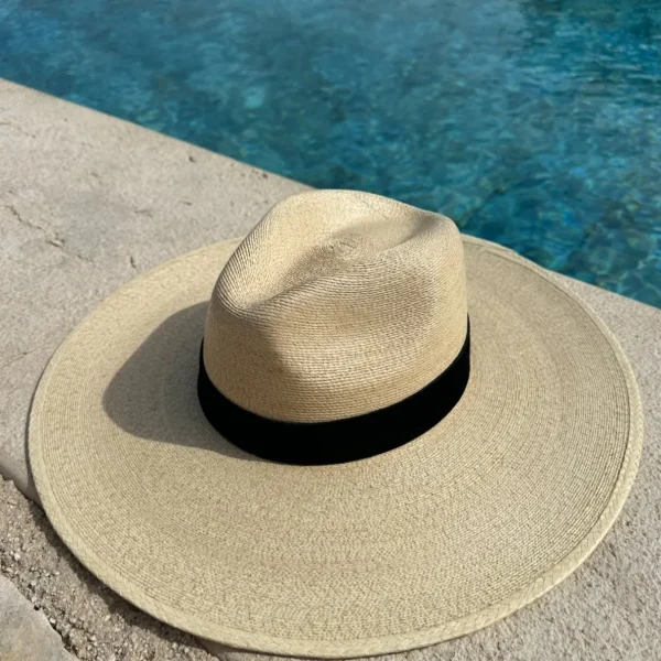 St Kitts - Palm hat black band<Boutique Bonita Best