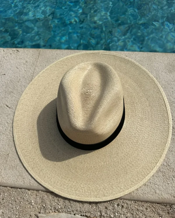 St Kitts - Palm hat black band<Boutique Bonita Best