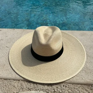 St Kitts - Palm hat black band<Boutique Bonita Best