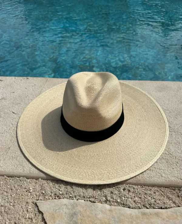 St Kitts - Palm hat black band<Boutique Bonita Best