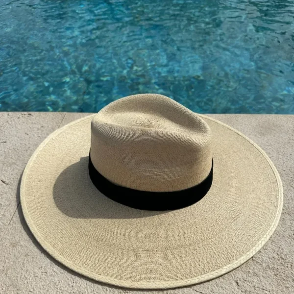 St Kitts - Palm hat black band<Boutique Bonita Best