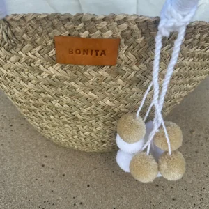 The Bali White Pom Pom Basket<Boutique Bonita Clearance