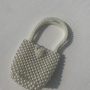 The Queen of Pearls<Boutique Bonita Fashion